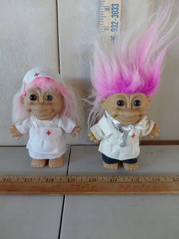 2 Vintage Russ Troll Dolls 4.5" Tall
