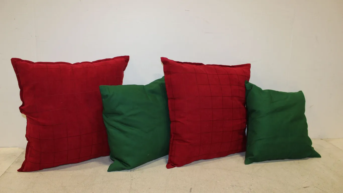 Red & Green Throw Pillows