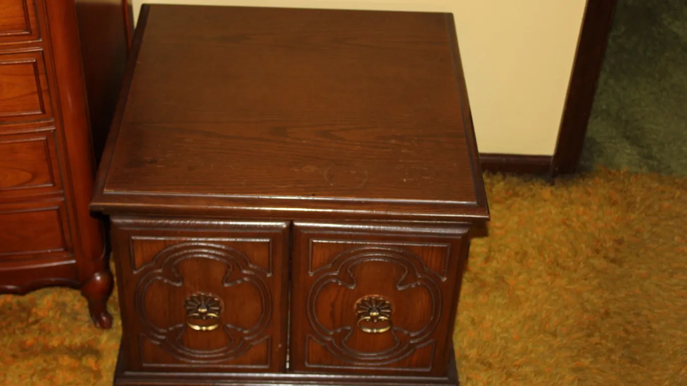Wood Cabinet