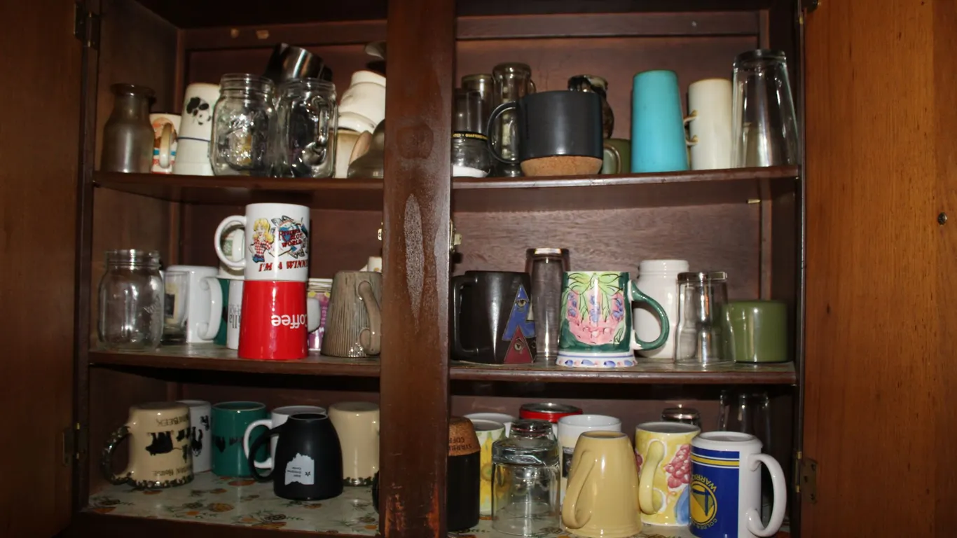 Mugs & Glassware