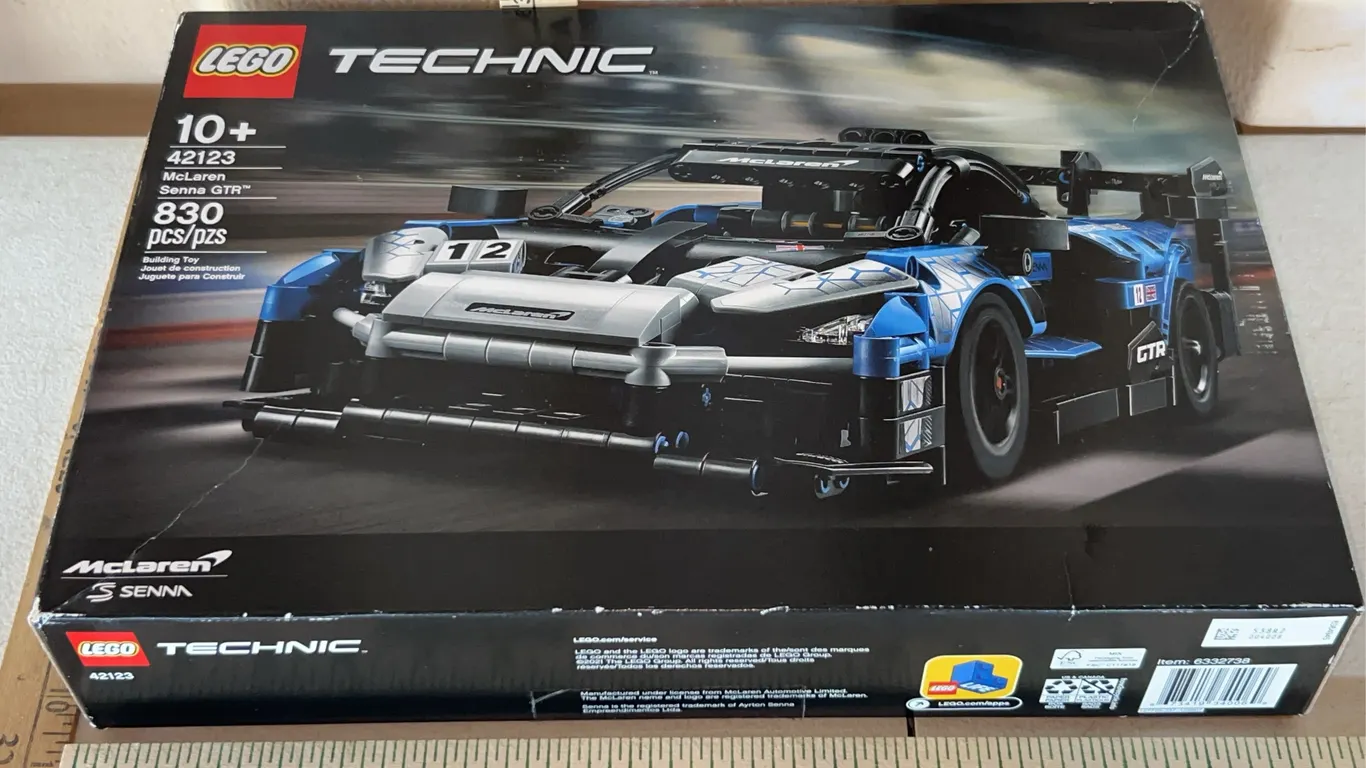 Lego Technic McLaren Senna Car Opened, May Be Missing Pieces