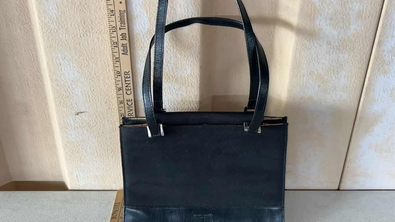 Kate Spade Purse, Like New