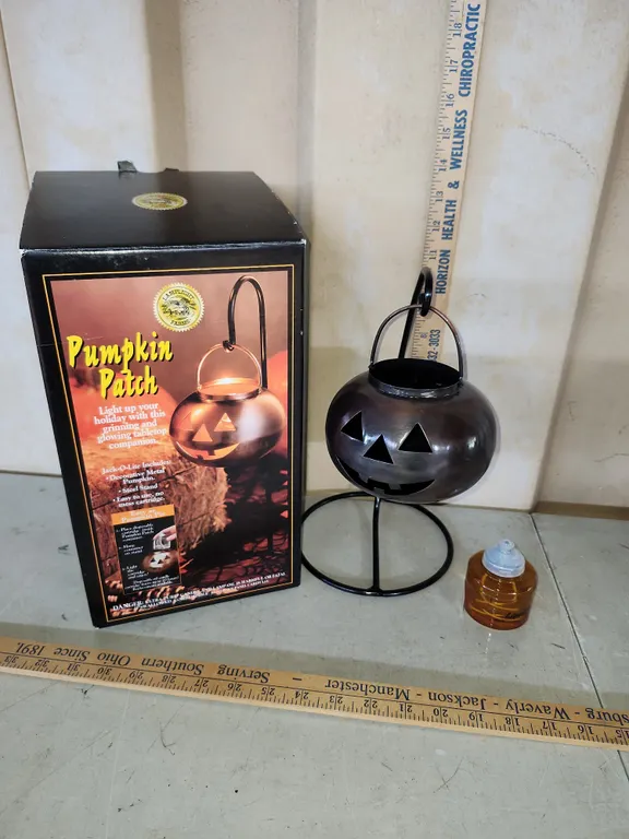 Lamplight Farms Pumpkin Patch Light