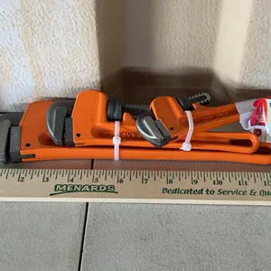 3 Pc Pipe Wrench Set 8'', 10'', & 14''
