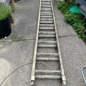 Extension Fiberglass Ladder 32'