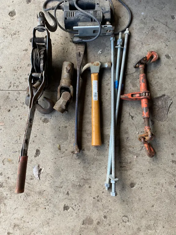Jig Saw, Hammer, Pry bar, Come-Along Winch, Ratchet Load Binder & PTO Truck/Tractor Lot
