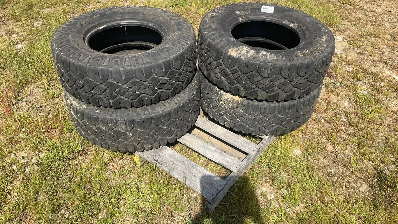 QTY OF (4) GOODYEAR WRANGLER LT265/75R16 TIRES