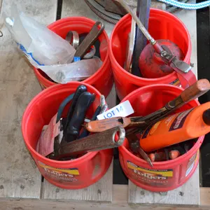 Pliers, Metal Chisel, Vise Grips, Snips