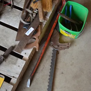 Fence Stretcher, Ball Pin Hammer, Tin Snips, Oil Filter Wrench, Hand Brush, Fencing Pliers, Crow Bar