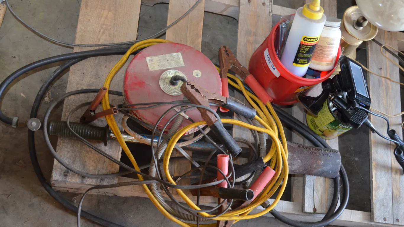 Tiger Torch, Stock Tank De Icer, Booster Cables, Lamp no shade