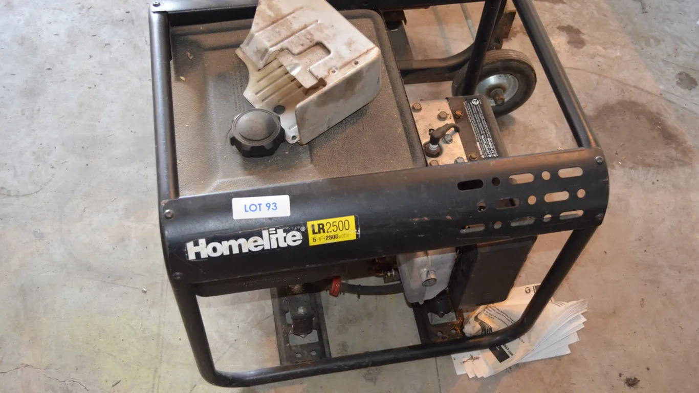 Homelite LR 2500 Generator, 2500 watts, 5 HP Briggs and Stratton, doesn't run, needs repair