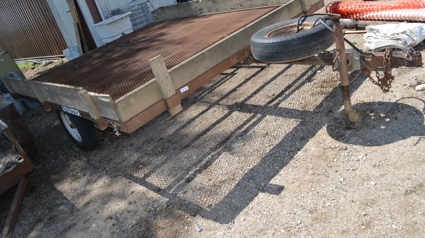 Trail Tech Trailer, 8' w x 10' L, Steel Mesh Floor, Pull out Slide Ramps, Tilts, spare tire worn