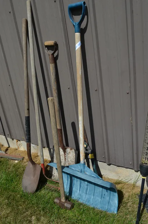 Snow Shovel, Sledge Hammer, Shovel, Rake, Hedge Trimmer