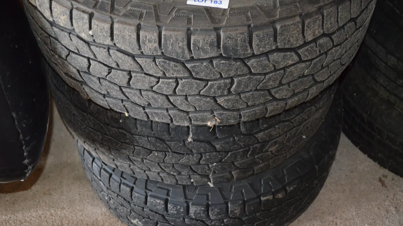 3 Cooper Tires, 265/65/18, 50% thread