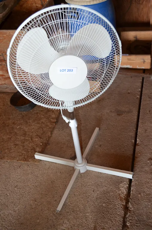 Oscillating Floor Fan