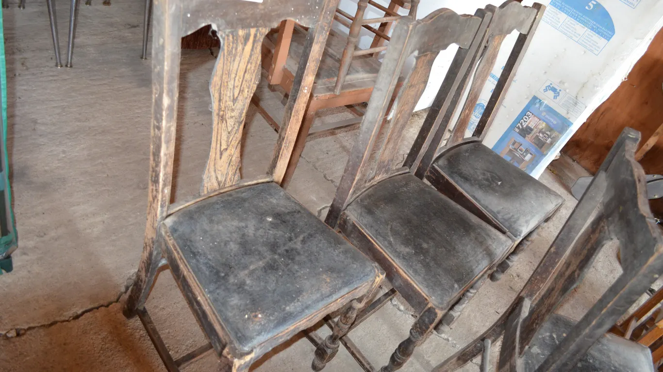 4 Wood Antique Chairs
