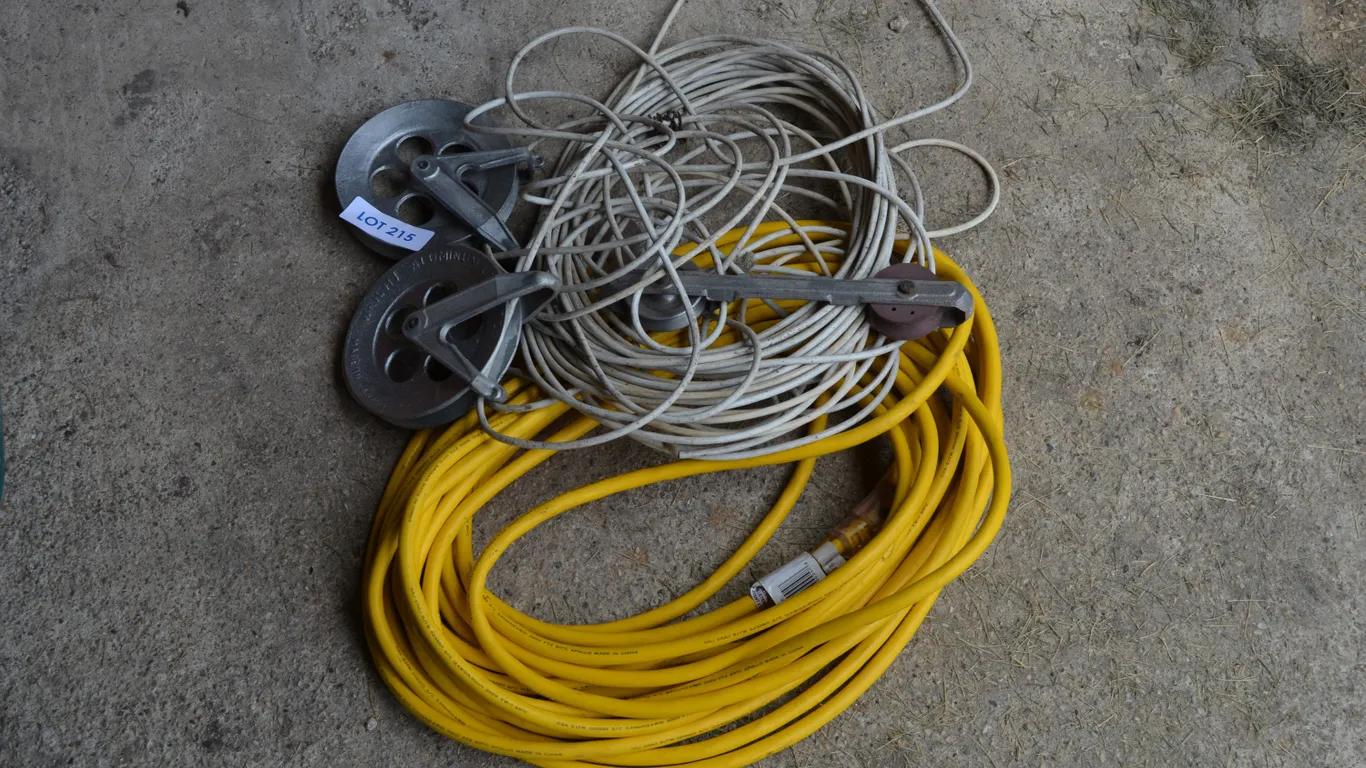 Clothes Line, Ext. Cord