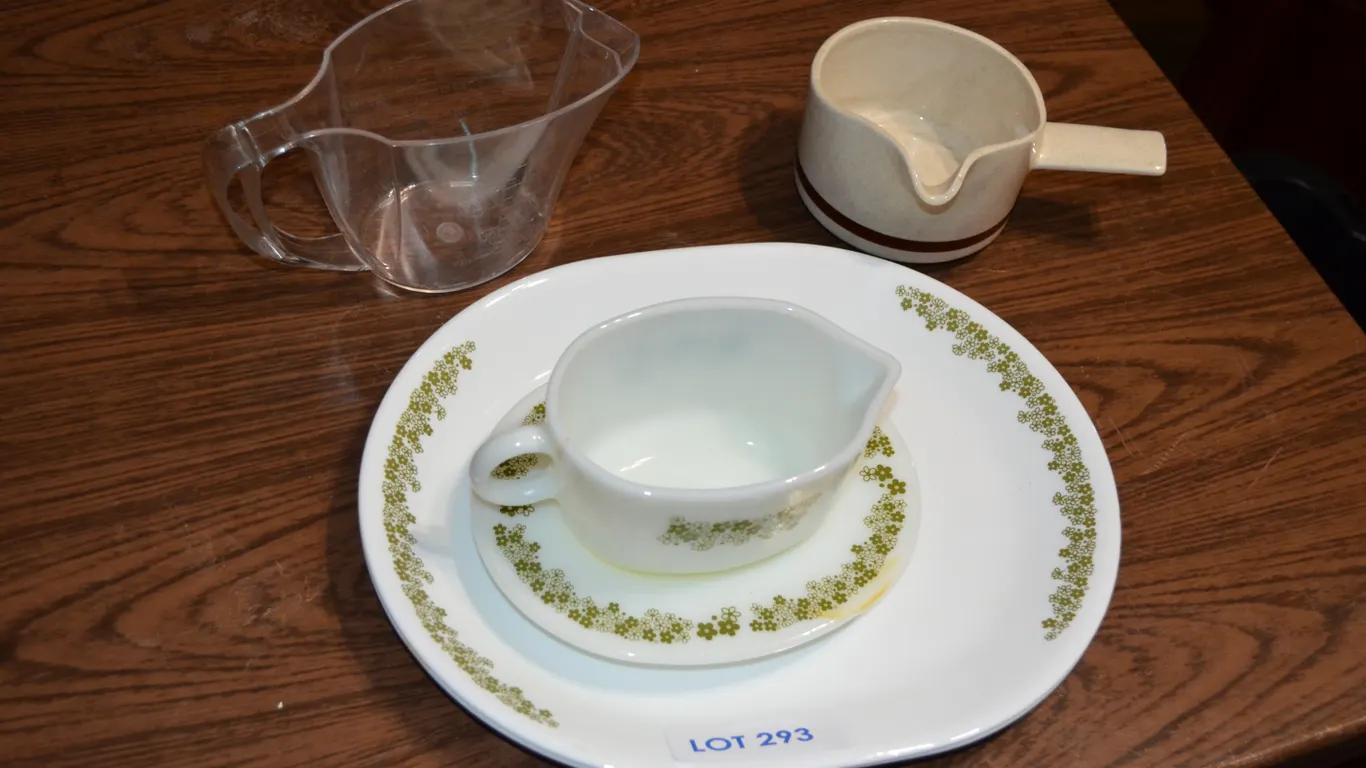 Pyrex Serving Plate, Gravy Boat