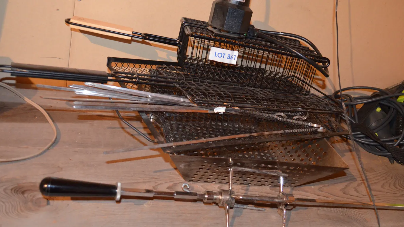 BBQ Accessories, Rotisserie, Basket