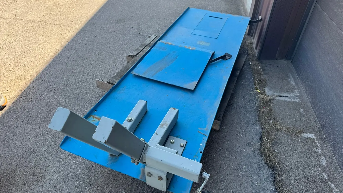 Motorcycle lift