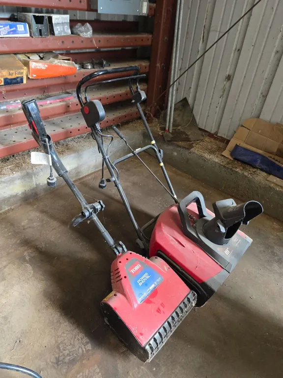 Qty 2 Electric snowblower and power shovel