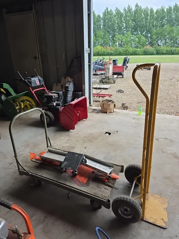 Hand truck and rolling cart