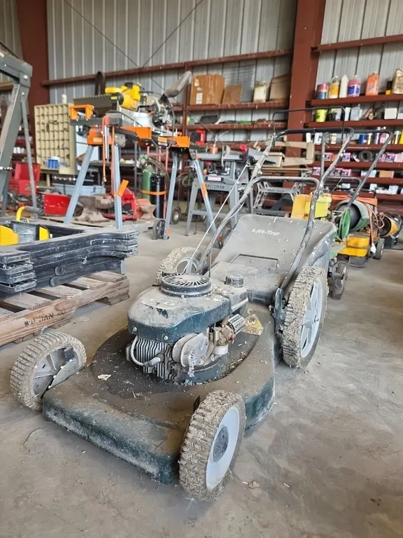 Craftsman push mower with bagger