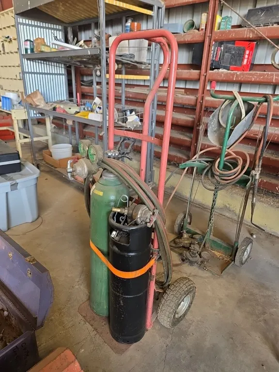Cutting torch cart and parts