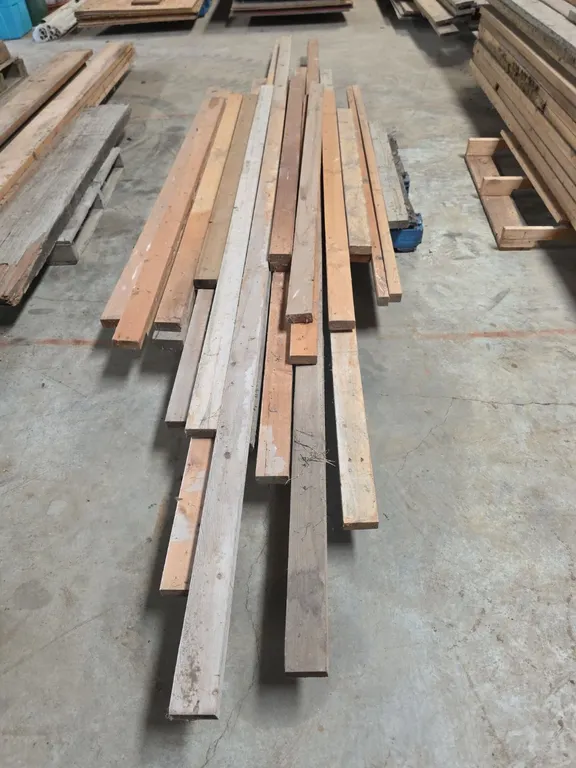 Quantity of 2x4 lumber