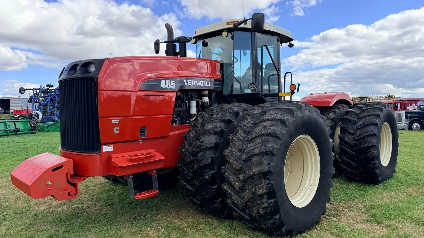 2011 Versatile 485 4WD