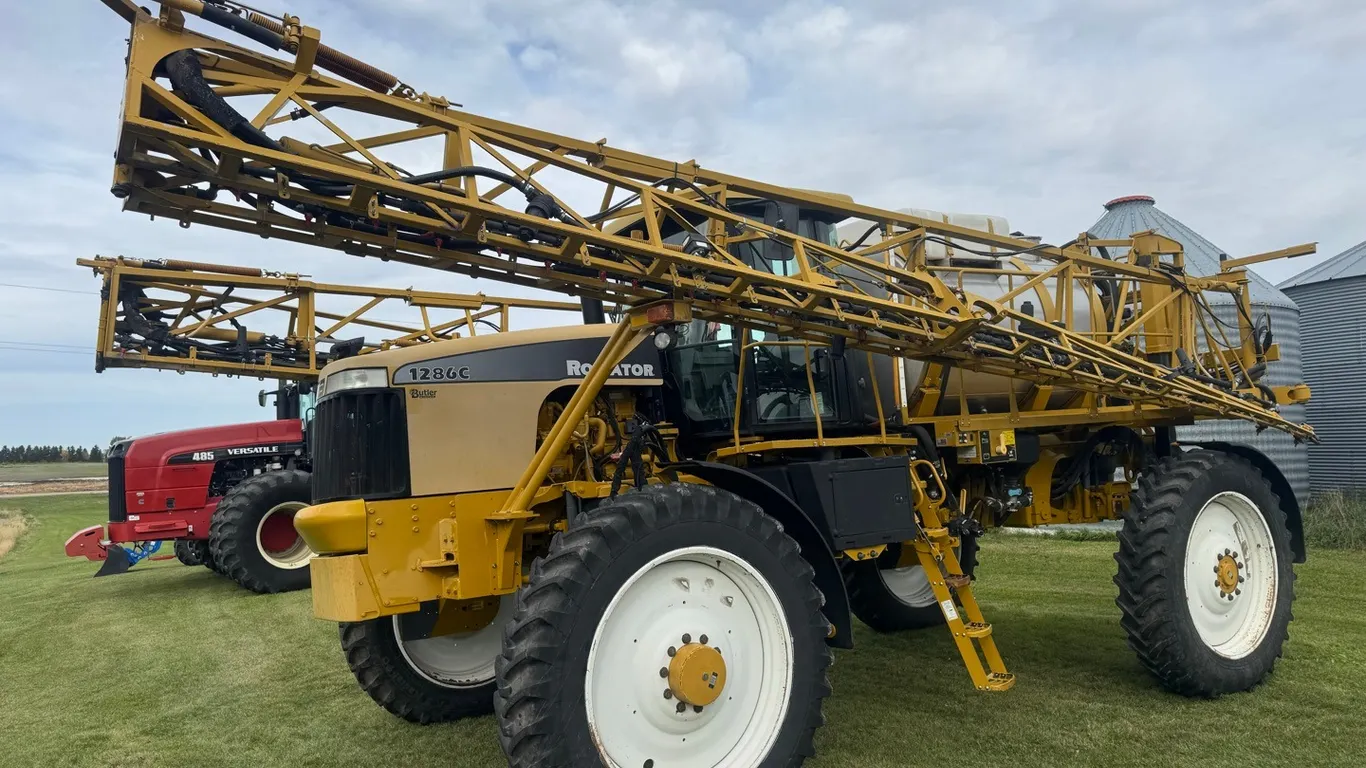 2009 Ag Chem RoGator 1286C 120’ self-propelled sprayer