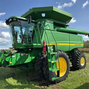 John Deere 9860 STS combine
