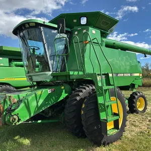 John Deere 9600 combine