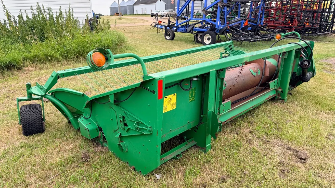 John Deere 914 13' pkp platform w/ 7-belt pkp
