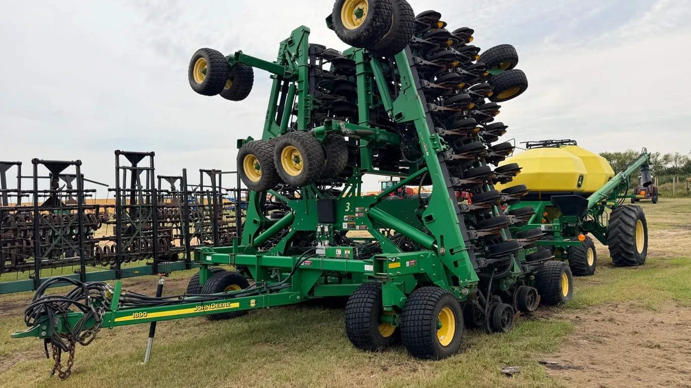 John Deere 1890/1910 single disk air drill
