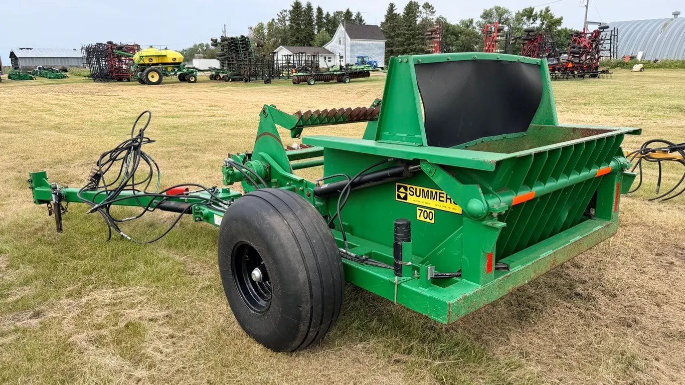 Summers 700 rotary rock picker
