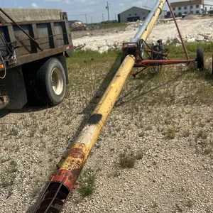 Westfield 208 auger 8”x51’ with Honda 20 hp engine