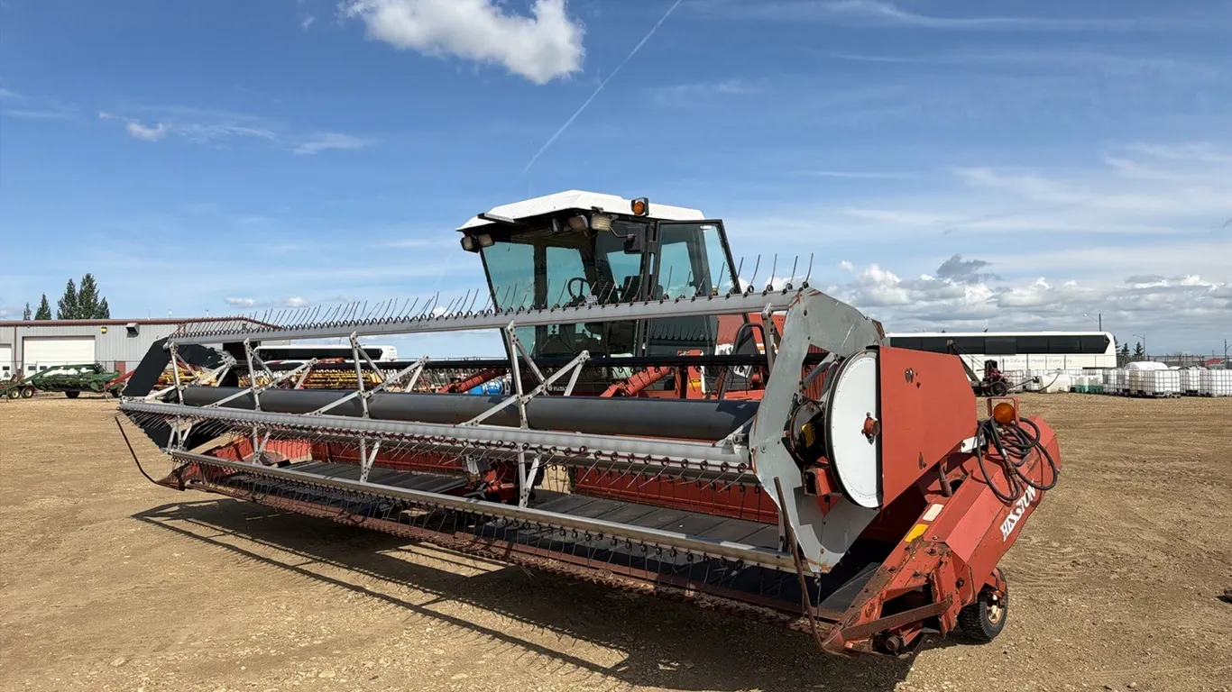 HESSTON 8100 25' SWATHER - s/n 810700164