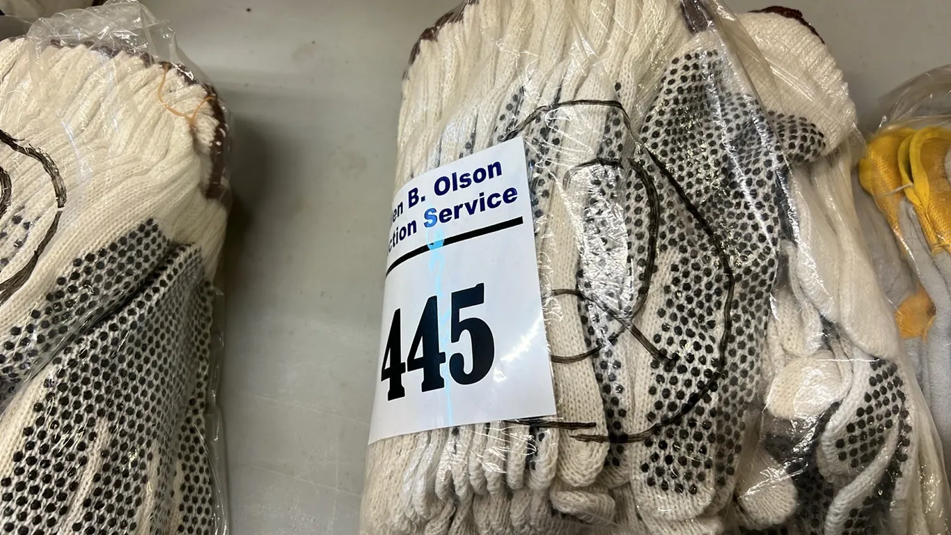 12 - NEW/UNUSED COTTON GLOVES w/ GRIPPERS