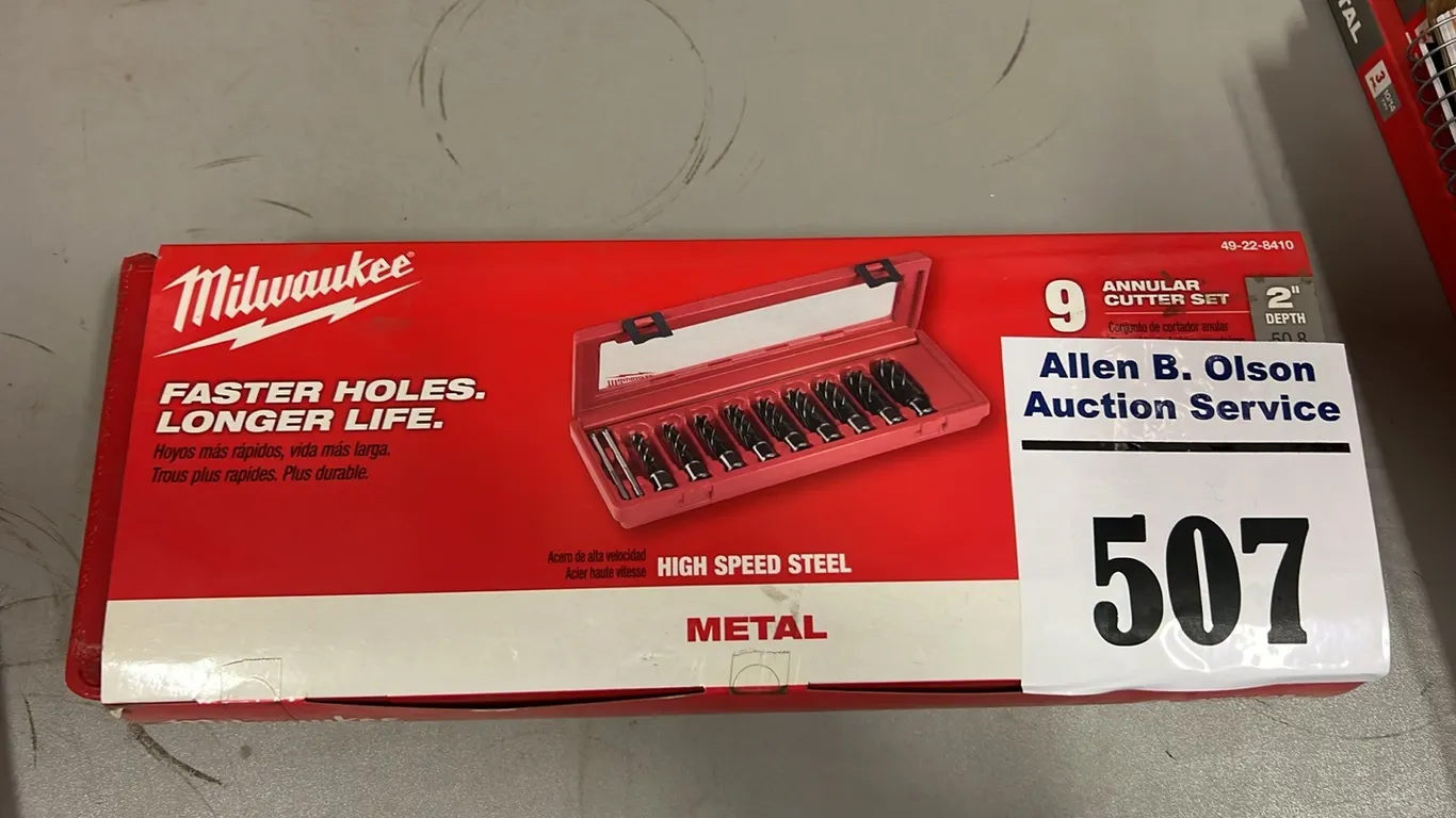 NEW/UNUSED MILWAUKEE 9 PC ANNULAR CUTTER SET w/ 2" DEPTH CUT