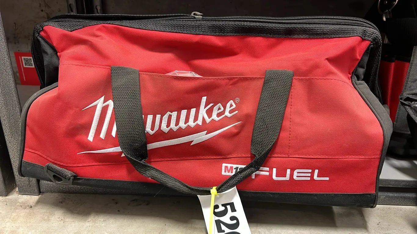 NEW/UNUSED MILWAUKEE 7" ANGLE GRINDER TOOLKIT BAG w/ M18 CHARGE & NEW/UNUSED M18 BATTERY