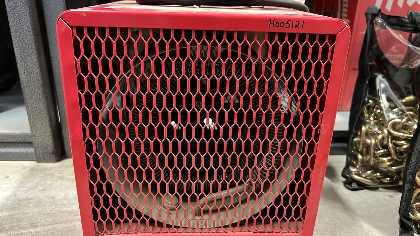 NEW/UNUSED DAYTON 240V ELECTRIC HEATER