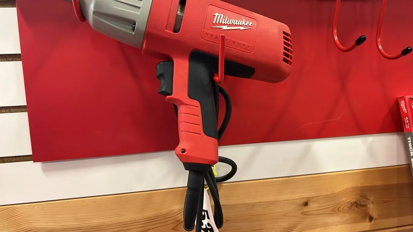 NEW/UNUSED MILWAUKEE CORDED 3/4" IMPACT WRENCH