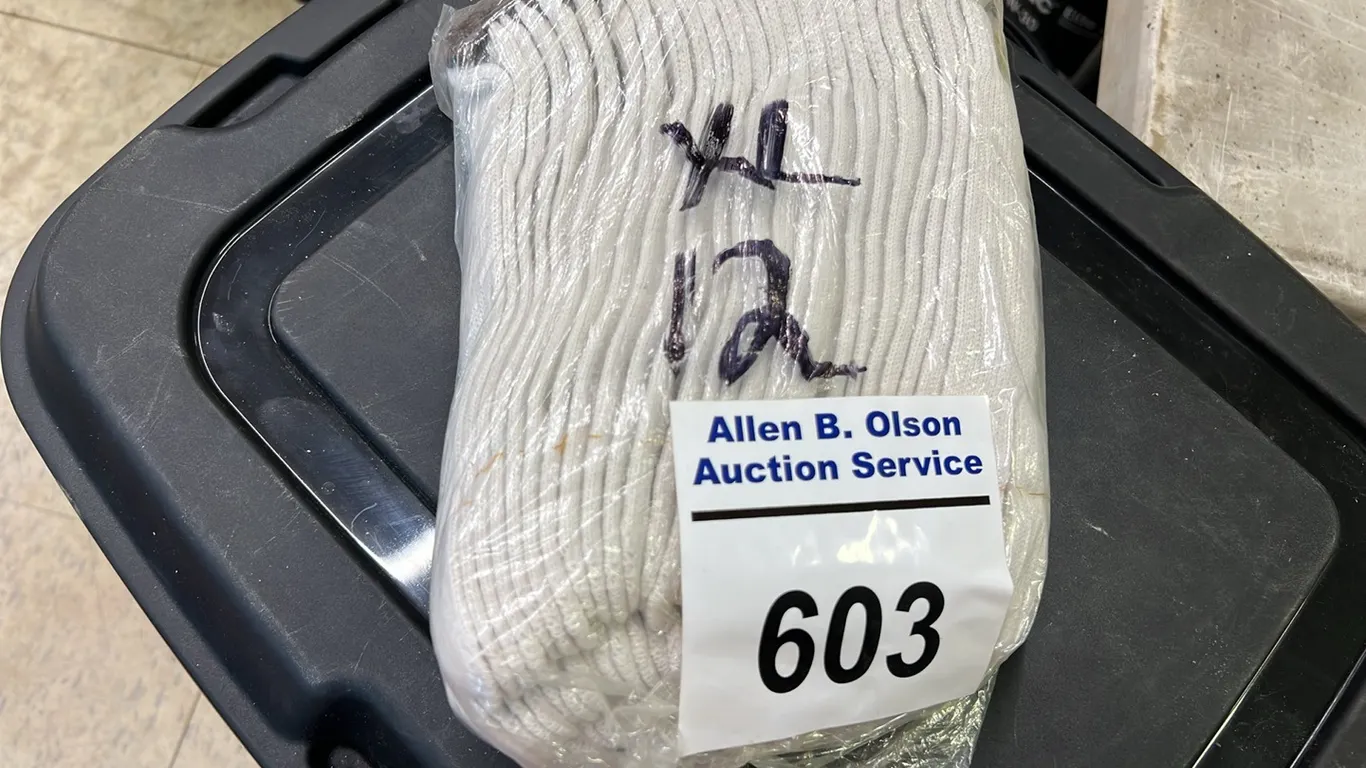 12 - NEW/UNUSED XL COTTON LINER GLOVES