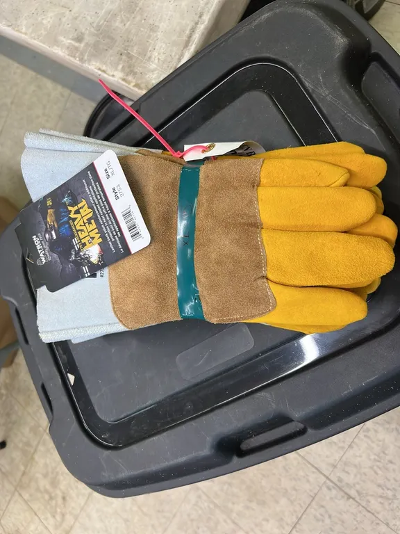 5 - NEW/UNUSED XL HEAVY METAL LEATHER WELDING GLOVES