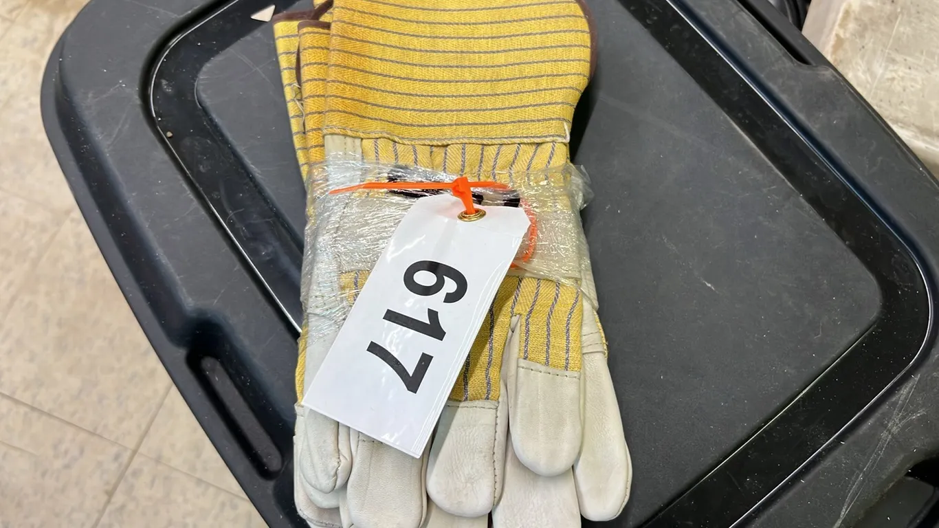 3 - NEW/UNUSED LARGE CANVAS BACKED LEATHER GLOVES