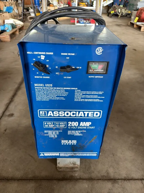 Associated 200 Amp Battery Charger