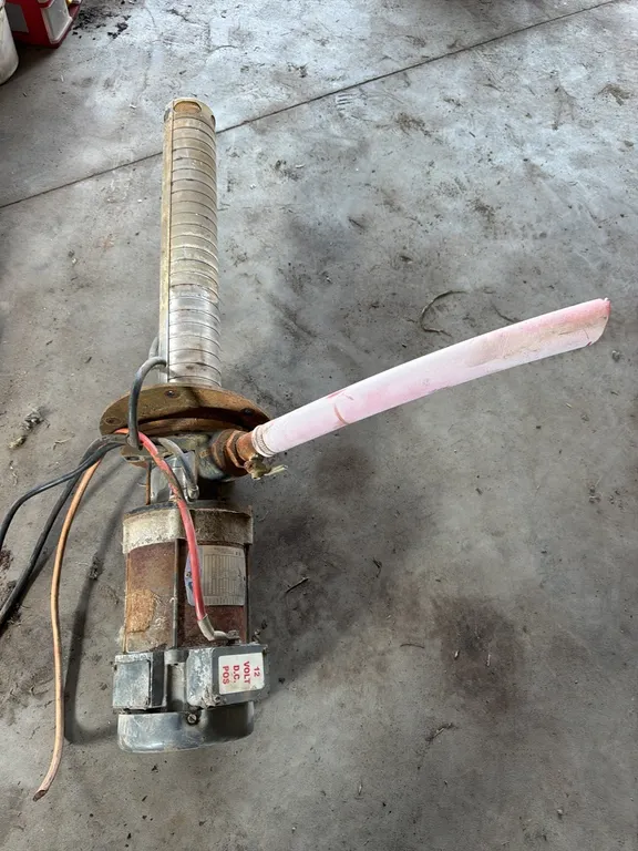 Electric 12V Water Pump (Was working when used last years ago)
