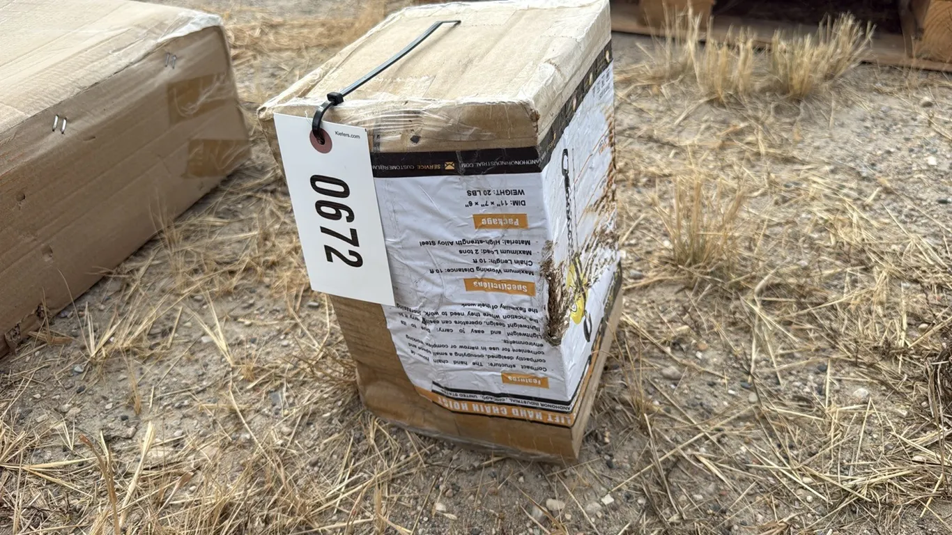 ID 0672 Landhonor 2 Ton Hoist