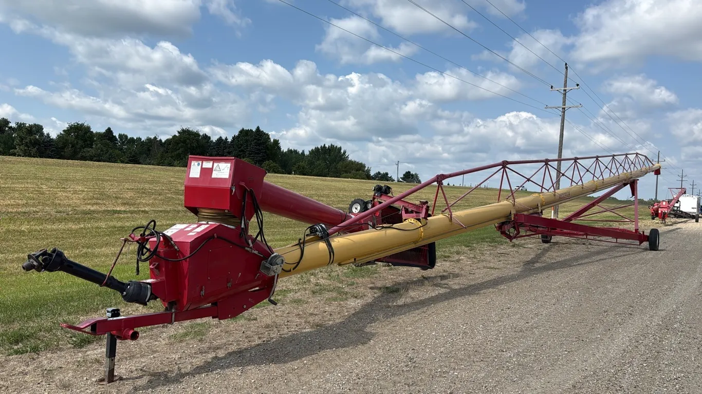 ID 0821 Westfield MKX 130-114 Grain Auger